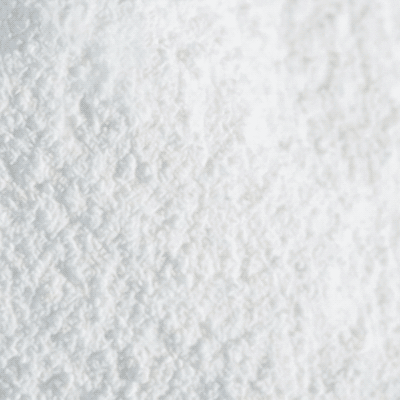 Pourquoi privilégier une poudre exfoliante à un gommage visage ?