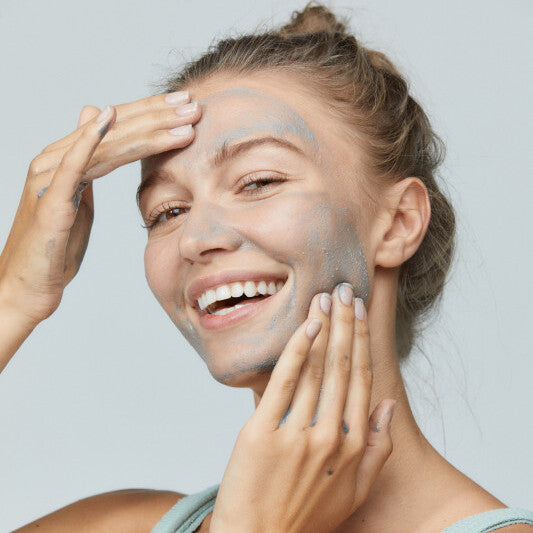 daily superfoliant | exfoliant quotidien détoxifiant et lissant