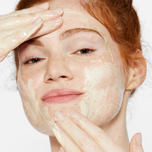 3 mythes sur l’exfoliation du visage